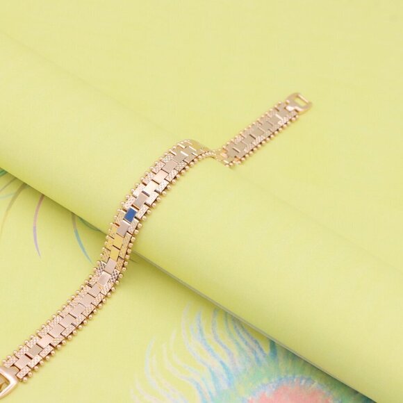 "Elegant Rose Gold Bracelet with Textured Link Detailing, XPBL1003 - Picture 3 of 12